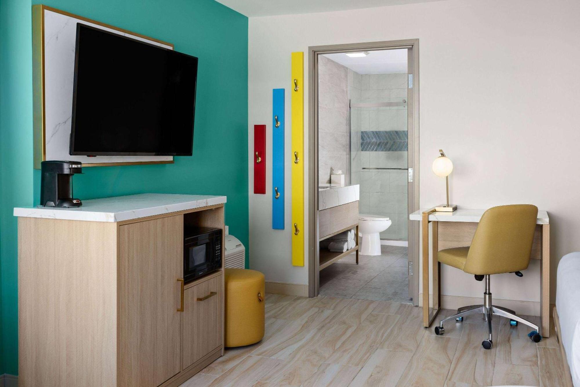The Vibes Hotel, Trademark Collection By Wyndham Wildwood Exteriér fotografie