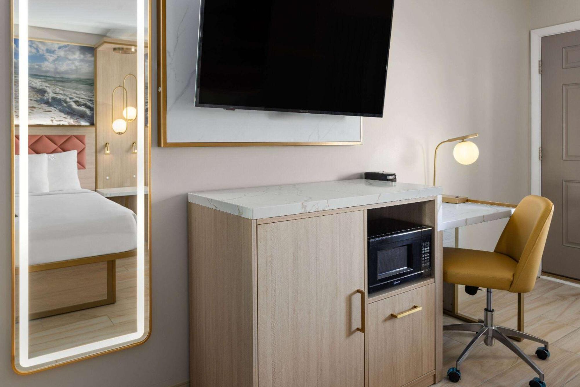The Vibes Hotel, Trademark Collection By Wyndham Wildwood Exteriér fotografie